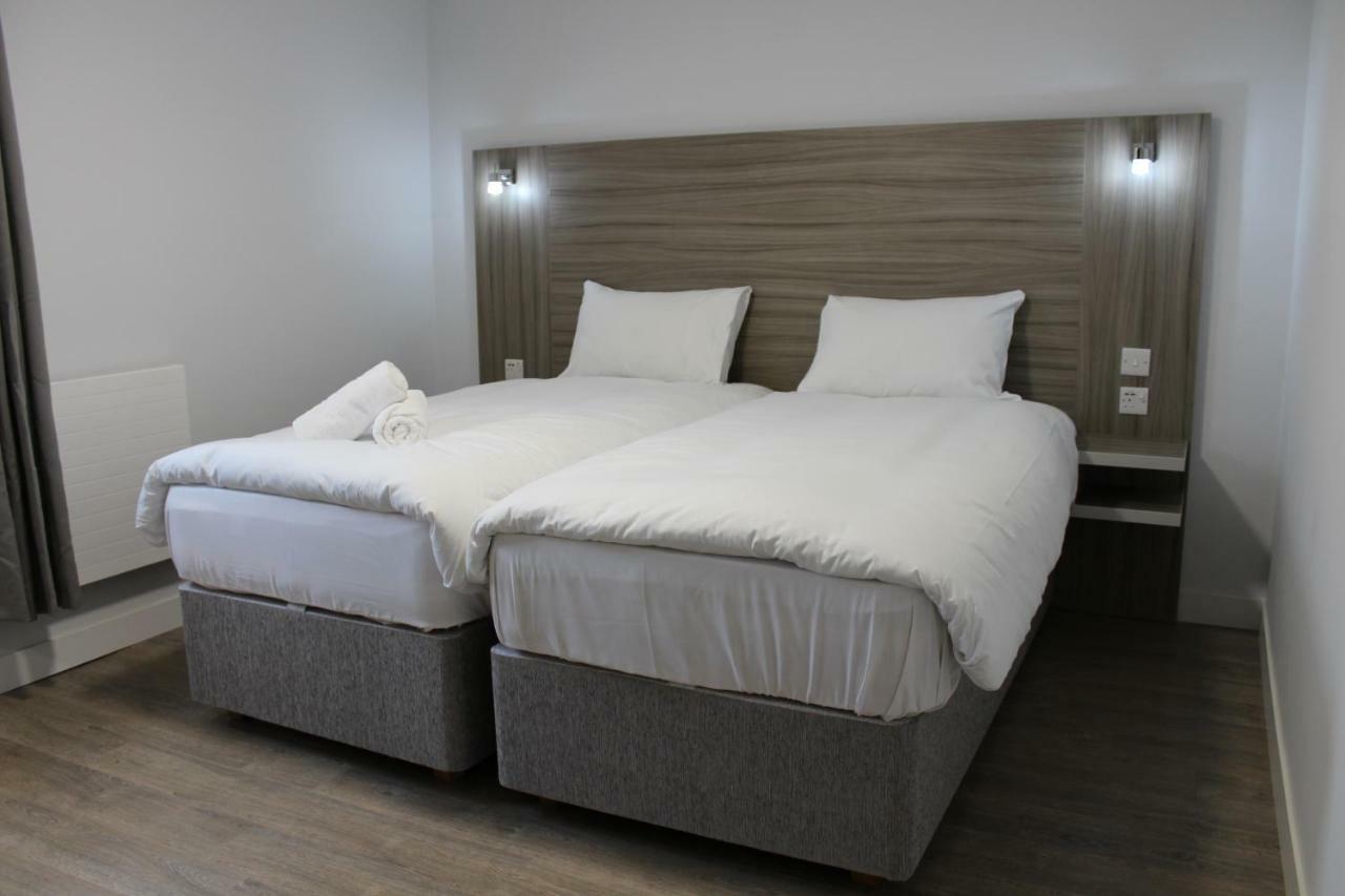 Sky Nights Hotel London Heathrow Hillingdon Eksteriør bilde