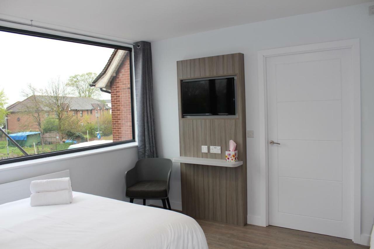 Sky Nights Hotel London Heathrow Hillingdon Eksteriør bilde